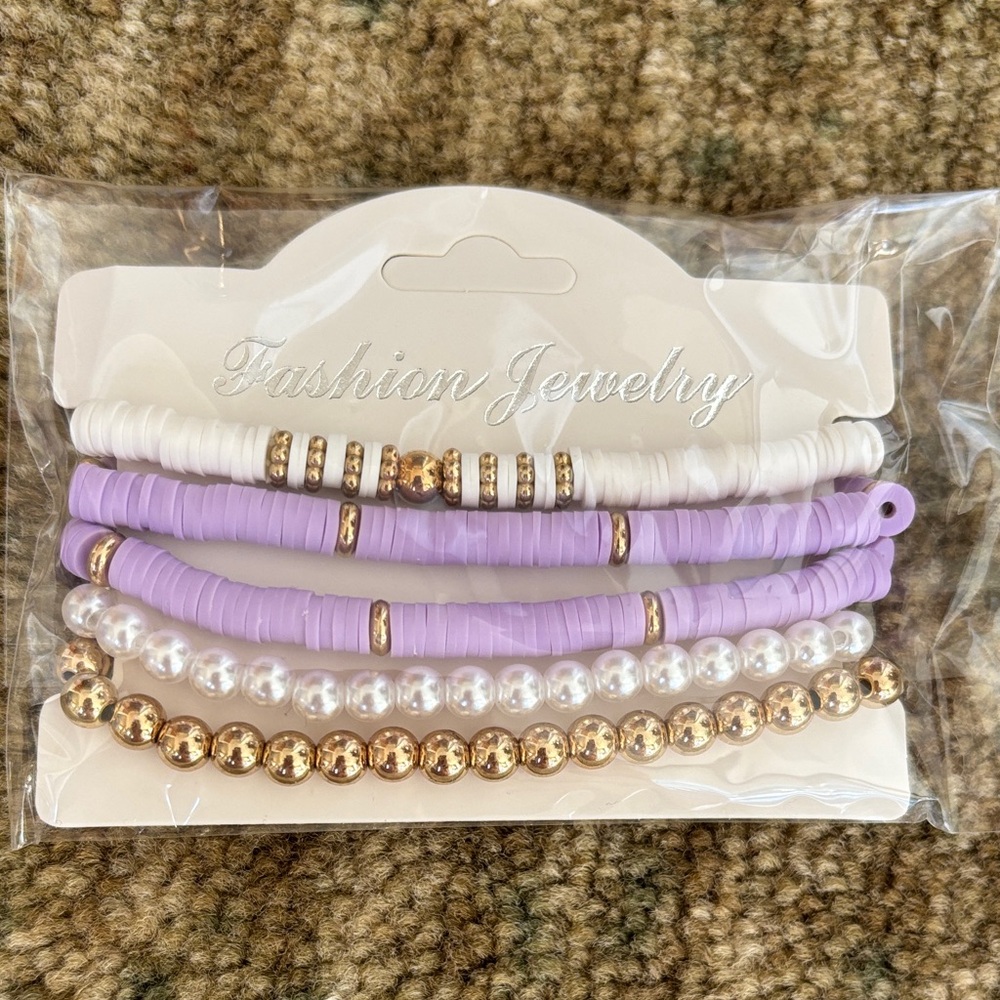 NWOT Beaded Bracelets Set & Flower Hair Clip - Picture 3 of 6